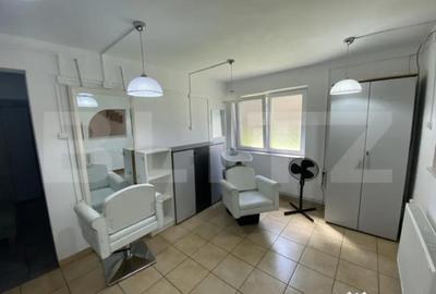 Apartament cu 3 camere semidecomandat în Central - 3