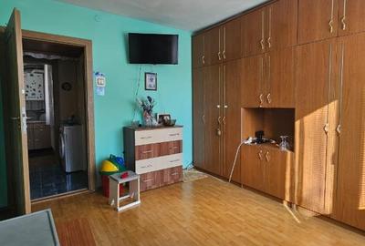 Apartament 3 camere circular, etaj intermediar Calea Bucuresti - 13