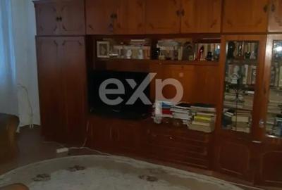 Apartament cu 2 camere decomandat în Negru Vodă - 11