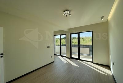 Duplex cu 4 camere cu Canalizare în Exterior Est - 8