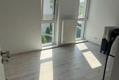 Casă cu 3 camere cu Canalizare în Central - 13