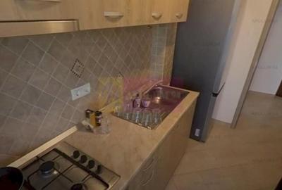 Garsonieră decomandată în Central - 17