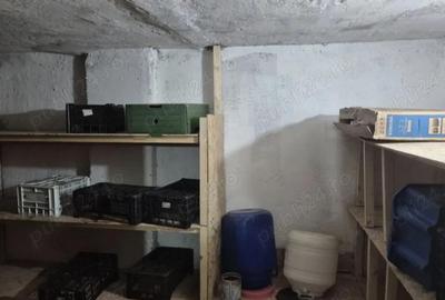 Vand ap.3 cam conf.1 decomandat.bloc de 4 etaje la etajul 3 - 2