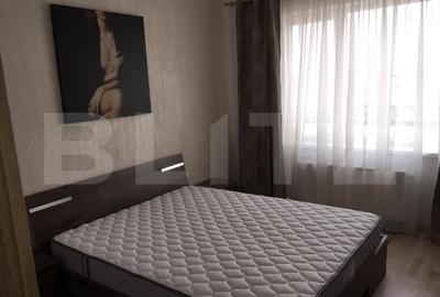 Apartament de inchiriat, cu 2 camere, parcare privata, zona Astra - 2