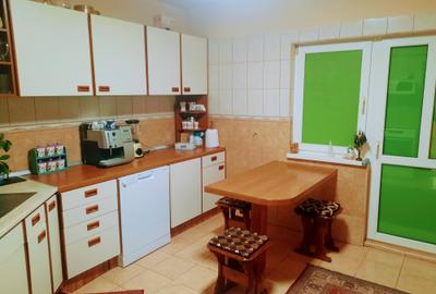 🏡 Casă de vânzare în Cristur – Str. Ulița Mare nr. 43 - 5