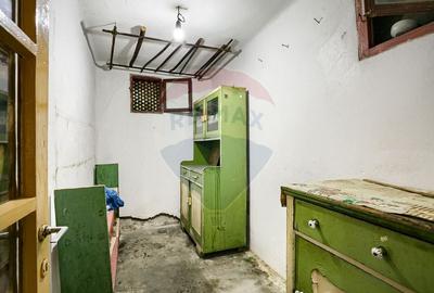 Casa solida cu 4 camere, demisol si garaj - Pecica - 16