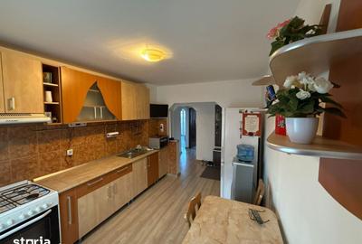 Apartament cu 3 camere în Decebal - 10