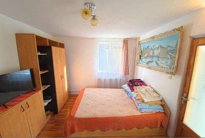 Casă cu 4 camere cu Canalizare în Central - 7