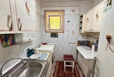 Garsonieră decomandată în 1 Mai - 5