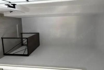 Spațiu comercial, de 20 mp, în Central - 4