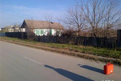 Teren de 2001 mp, în Tudor Vladimirescu - 1