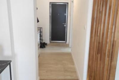 Apartament cu 3 camere decomandat în George Enescu - 7