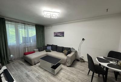Apartament cu 3 camere decomandat, mobilat în Drumul Taberei