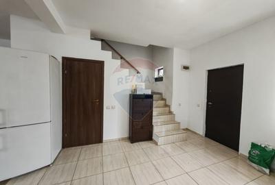 Casă cu 4 camere cu Teren 198 Mp în Domnești - 5