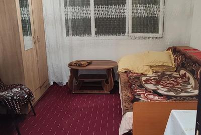 Apartament cu 4 camere semidecomandat în Central - 4