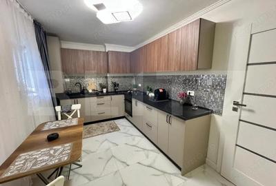 Apartament cu 3 camere semidecomandat în Central - 12