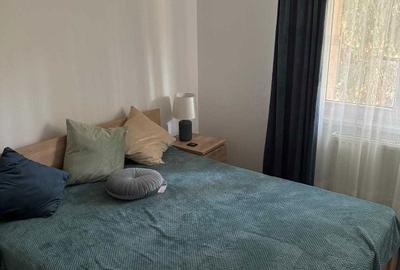 Apartament cu 3 camere decomandat în 7 Noiembrie - 1