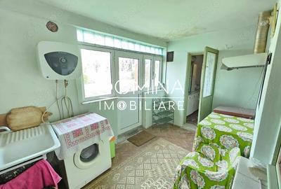 Casă cu 6 camere cu Teren 5351 Mp în Dănești - 2