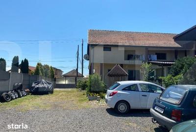 Casă cu 8 camere cu Teren 1760 Mp în Sânmihaiu Român - 1