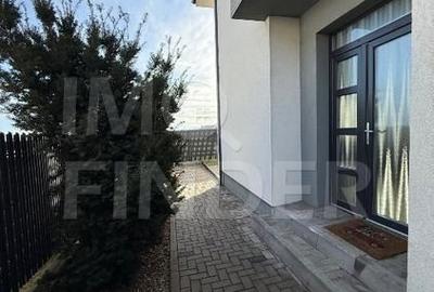 Casă cu 4 camere cu Teren 150 Mp în Făget - 2