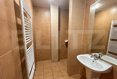 Spațiu comercial, de 460 mp, în Central - 1
