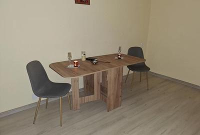 Garsonieră decomandată în Central - 4