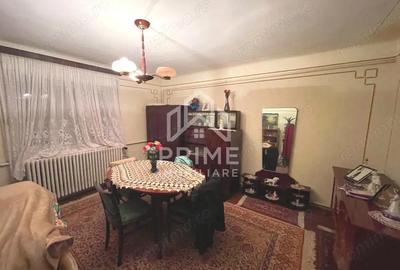 Casă cu 4 camere cu Teren 1000 Mp în Central - 1