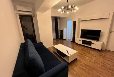 Apartament cu 2 camere semidecomandat, mobilat în P-ța Alba Iulia
