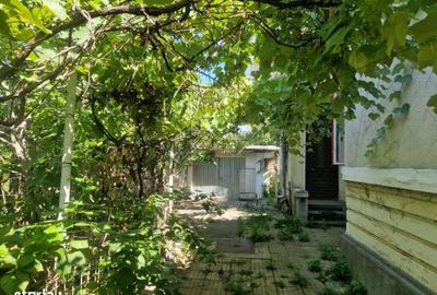 Casă cu 3 camere decomandat în Central - 10