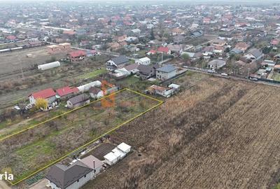 Teren de 2674 mp, în Mărăcineni - 1