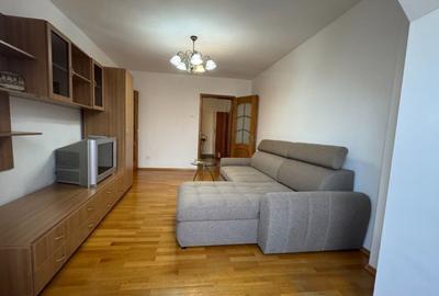 Apartament cu 2 camere semidecomandat, mobilat în Răcădău