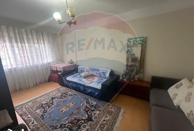 Apartament cu 2 camere, mobilat în Central - 1