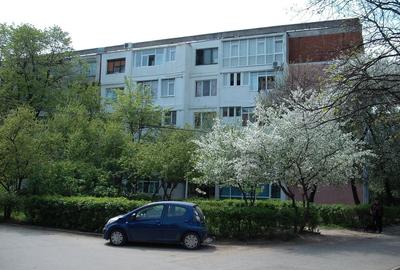 🏠 Apartament 2 camere, semidecomandat – Tiglina 2, Galați - 1