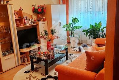 Apartament decomandat cu 3 camere de vanzare Micro 17, etaj 3 - 5