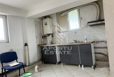 Apartament cu 3 camere, la demisol inalt , zona Steaua - 3