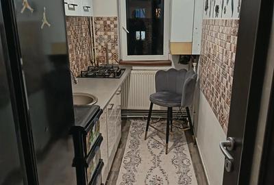 Apartament cu 3 camere semidecomandat în Ferentari - 3