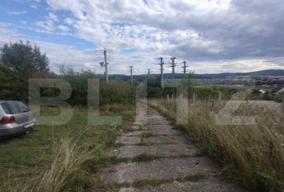 Teren extravilan in suprafata de 35 de ari, zona Beclenut, i - 2