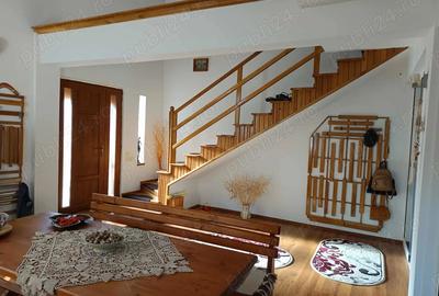 Casă cu 5 camere cu Teren 1650 Mp în Mineri - 6