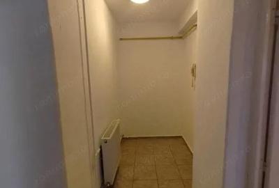 Apartament cu 2 camere decomandat în Central - 1