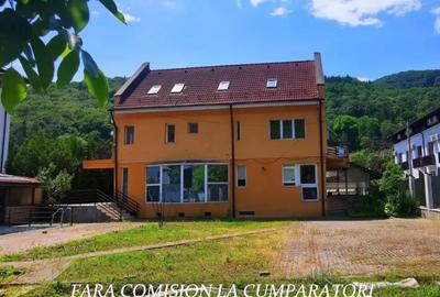 Casă cu 7 camere cu Teren 1000 Mp în Căciulata - 1