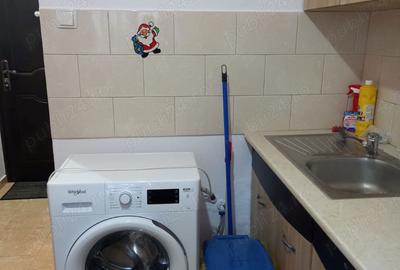 Garsonieră decomandată în Central - 4