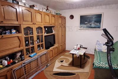 Casa cu gradina, 3 camere Zona I.C Bratianu, Constanta Casa cu gradina, 3 camere Zona I.C Bratianu, Constanta - 1