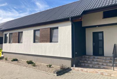 Casă cu 4 camere cu Teren 2000 Mp în Sântuhalm - 1