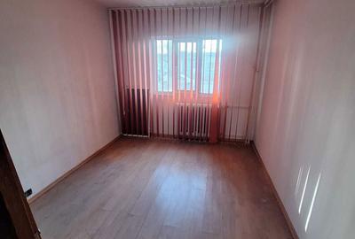 Apartament cu 3 camere decomandat în Inel II - 5