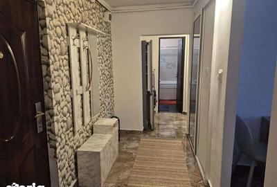 Apartament cu 2 camere decomandat în Steaua - 3