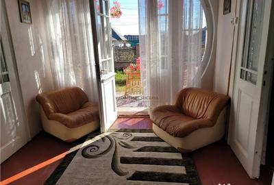 Casă cu 6 camere cu Teren 12500 Mp în Sasca Mică - 4