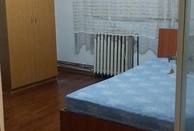 Garsonieră decomandată în Cetate - 4