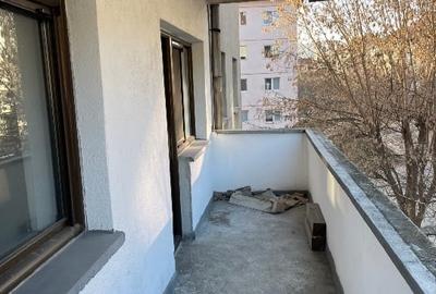 Apartament cu 3 camere decomandat în Mărăței - 3