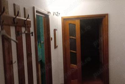 Apartament cu 2 camere decomandat în 1 Mai - 9