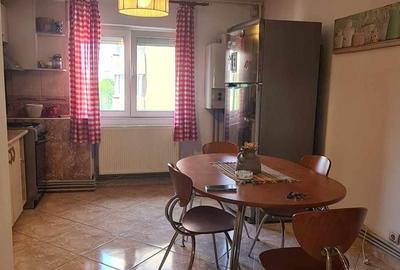 Vitan-Nucului, cf1Dec, 5/8, liber, mobilat, utilat, centrala termica proprie - 5